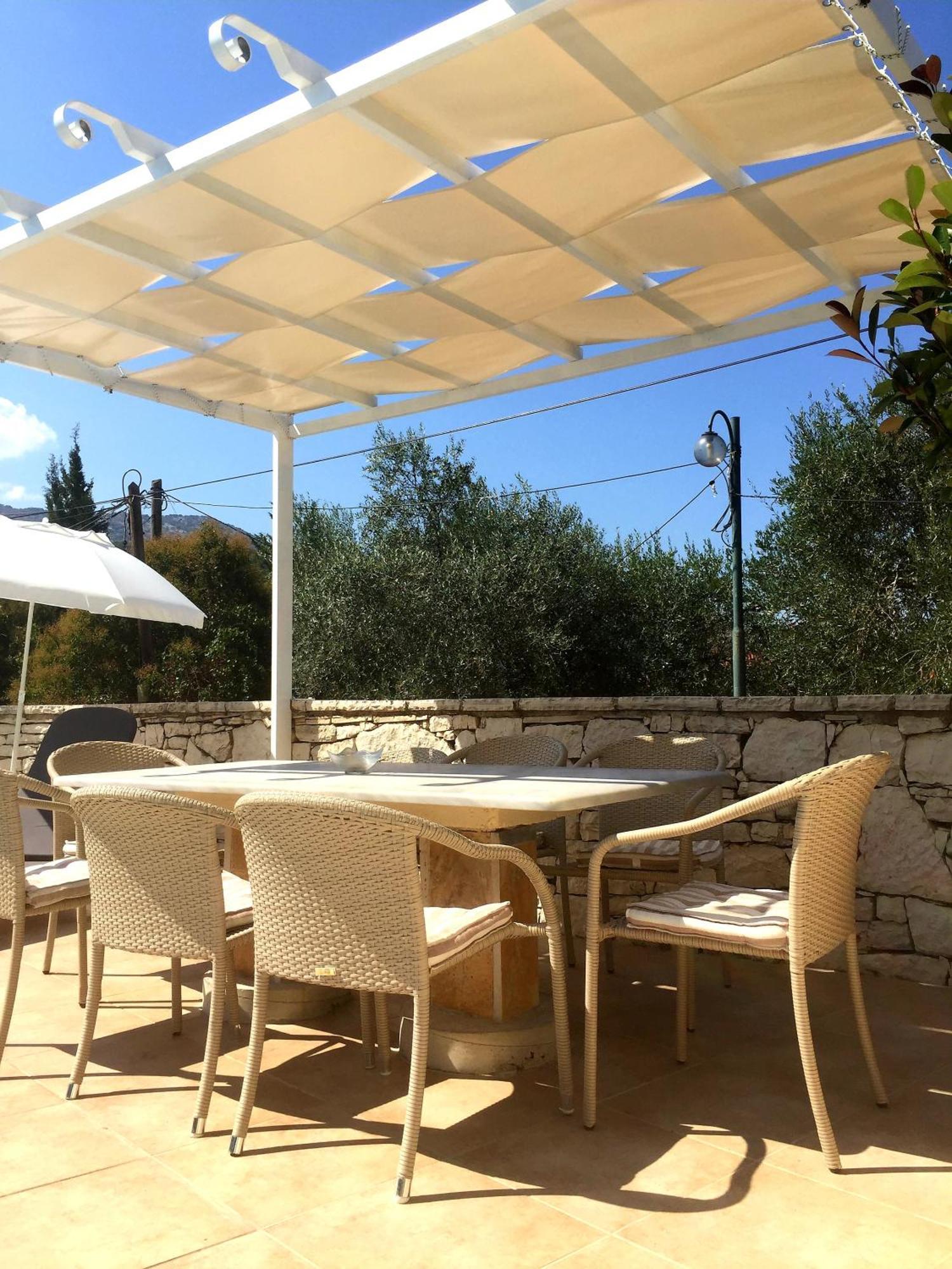 Villa Petrino - Central Flat Location Within Kassiopi. Sleeps 8 Bagian luar foto